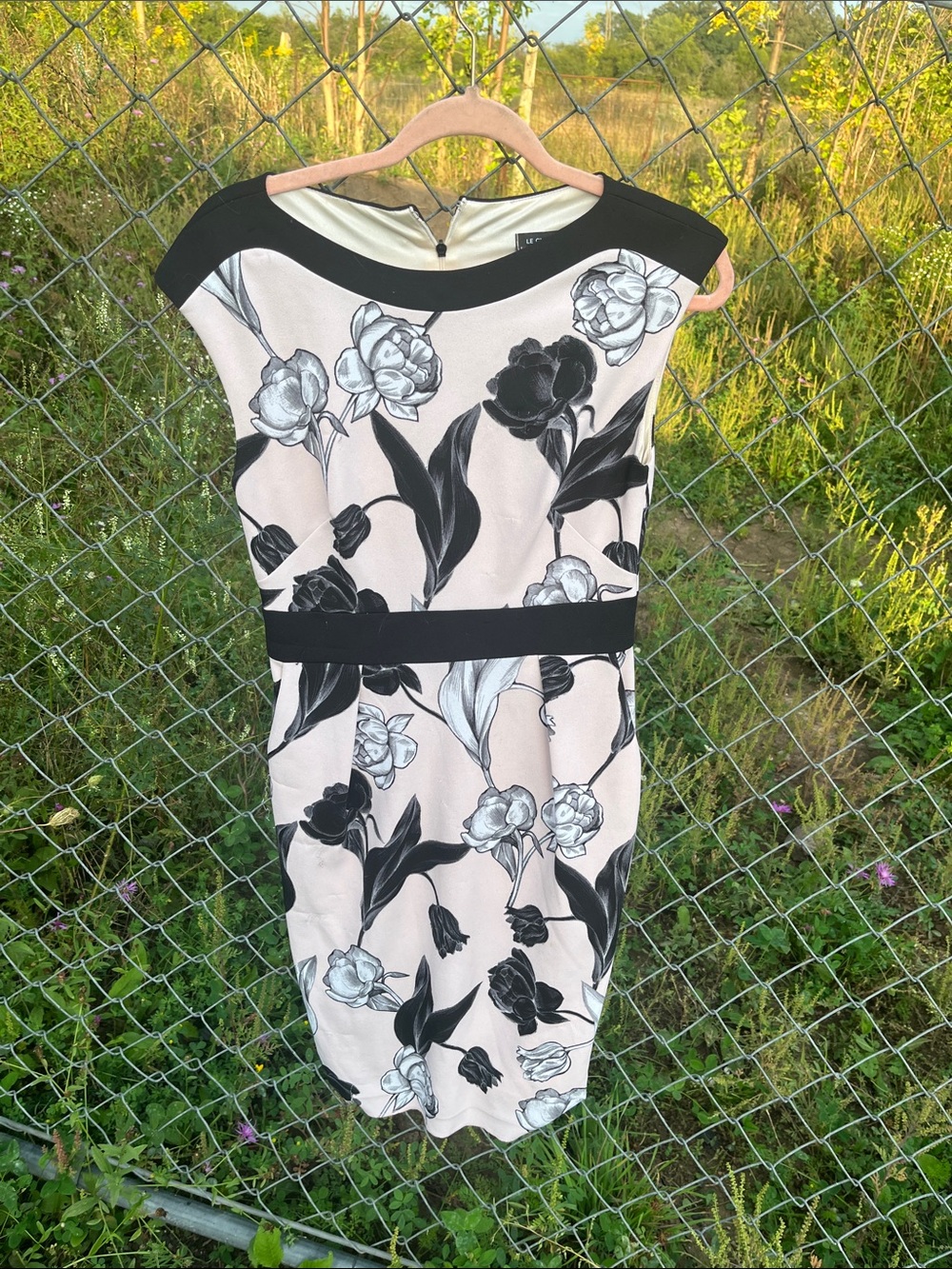 le chateau Black & Cream Floral Sheath Midi Dress